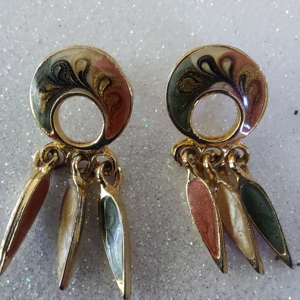 1980s Gold Tone & Earth Tone Swirl Enamel Feather Dangle Earrings USA